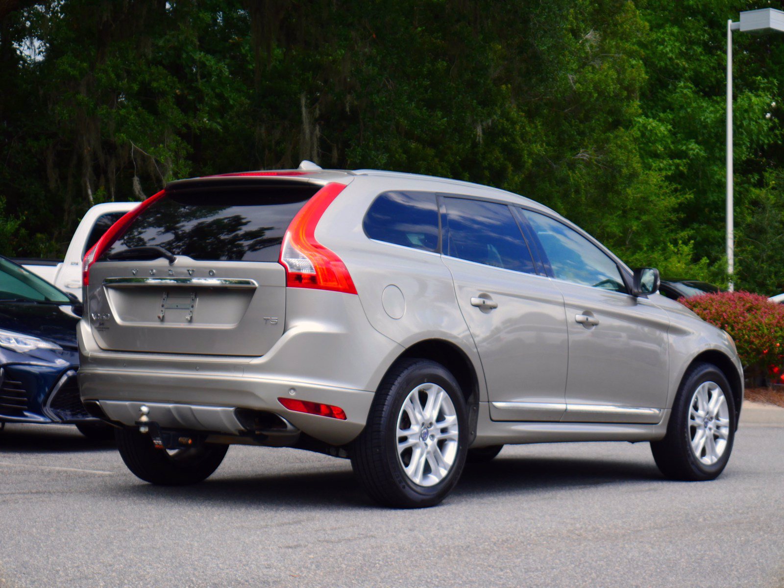 Volvo xc60 t5 характеристики